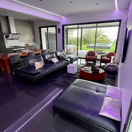 De Luxe, Proche Bordeaux, Parking Prive Villa *