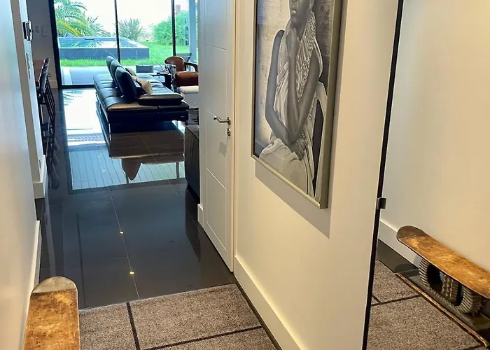 De Luxe, Proche Bordeaux, Parking Prive ברוז'