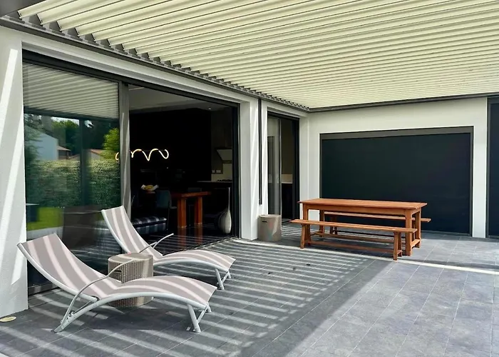 וילה De Luxe, Proche Bordeaux, Parking Prive ברוז'